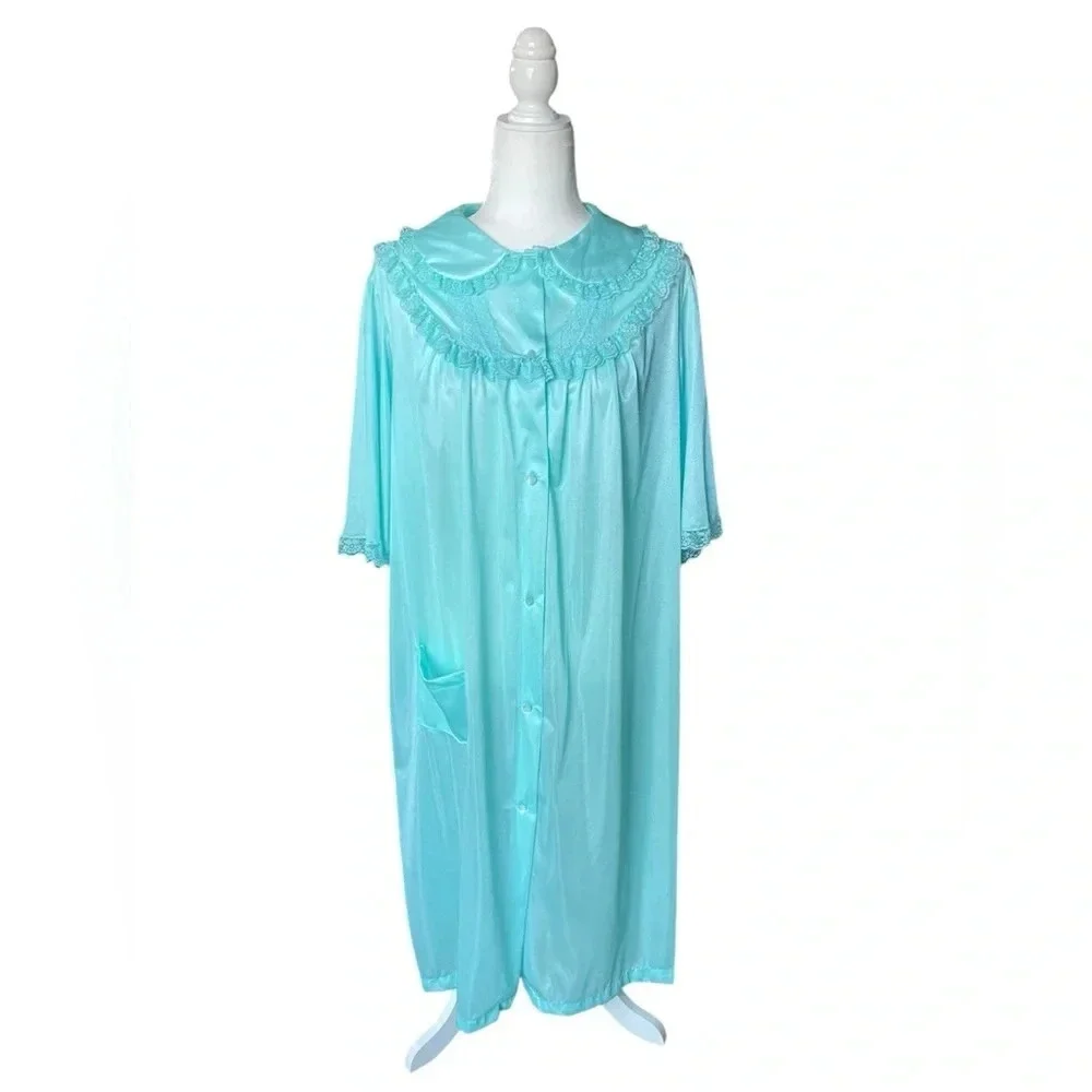 Vintage 60’s Nancy King Lace Nightgown Robe